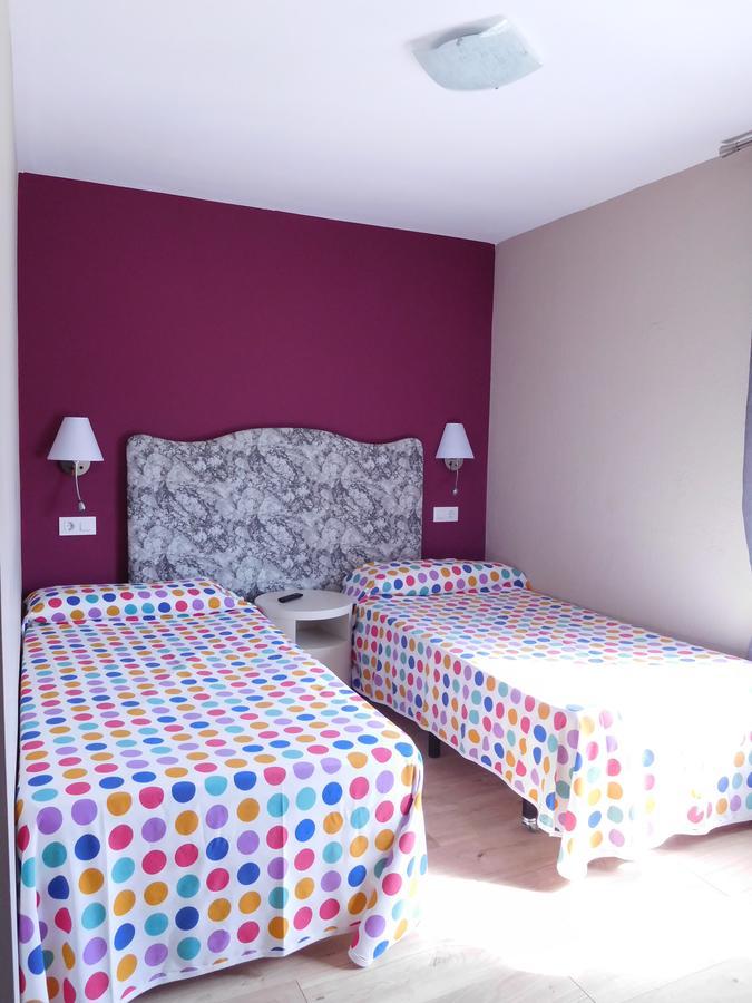 Hotel Restaurante Las Galias Zuera 외부 사진