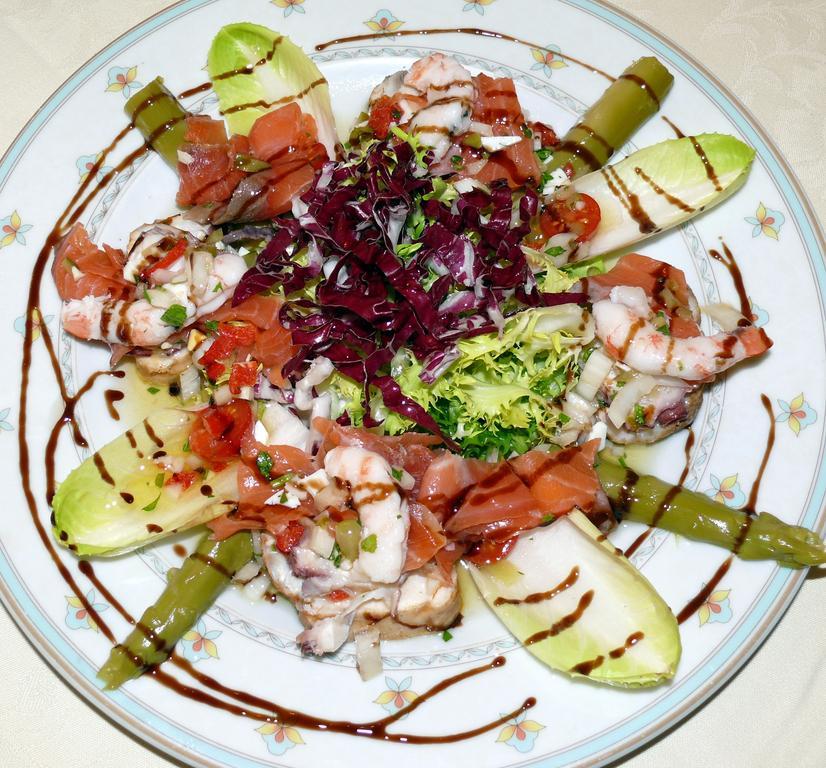 Hotel Restaurante Las Galias Zuera 외부 사진
