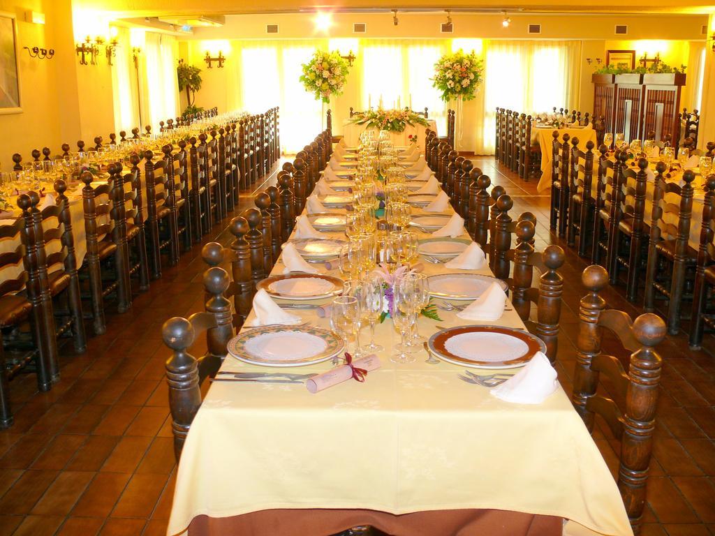 Hotel Restaurante Las Galias Zuera 외부 사진