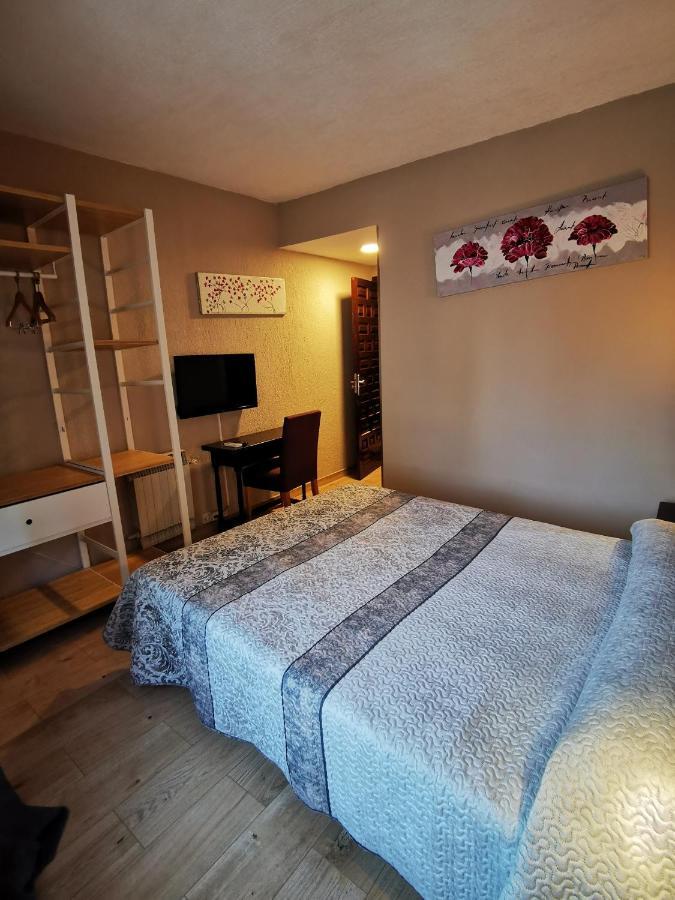 Hotel Restaurante Las Galias Zuera 외부 사진